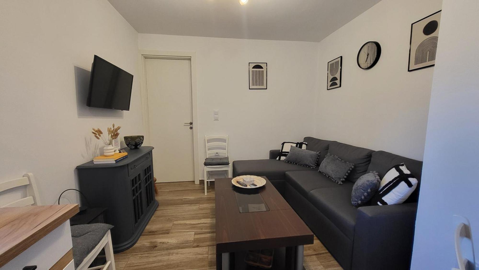 Houlia Home Διαμέρισμα Με Δωρεάν Χώρο Στάθμευσης Stenies Exterior photo
